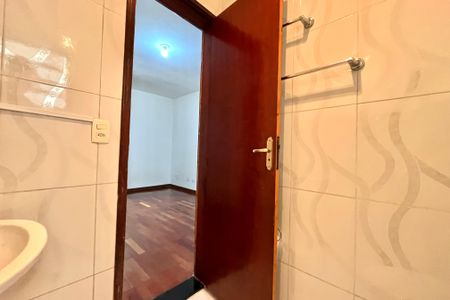 Casa à venda com 150m², 3 quartos e 2 vagasBanheiro da Suíte