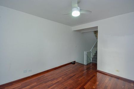 Casa à venda com 150m², 3 quartos e 2 vagasSala