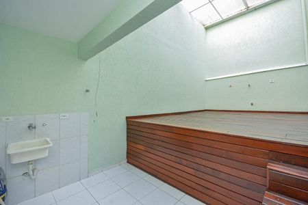 Casa à venda com 150m², 3 quartos e 2 vagasÁrea de Serviço