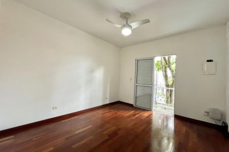 Sala de casa à venda com 3 quartos, 150m² em Vila Marari, São Paulo