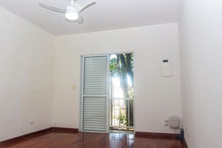 Casa para alugar com 3 quartos, 150m² em Vila Marari, São Paulo