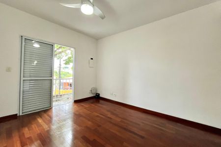 Casa à venda com 150m², 3 quartos e 2 vagasSala