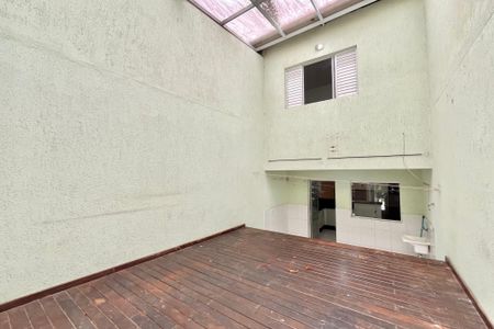 Casa à venda com 150m², 3 quartos e 2 vagasÁrea externa