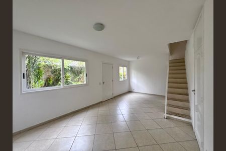 Sala de casa de condomínio à venda com 3 quartos, 160m² em Recreio dos Bandeirantes, Rio de Janeiro