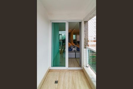 Apartamento à venda com 242m², 4 quartos e 4 vagasVaranda da Sala 2