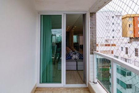 Apartamento à venda com 242m², 4 quartos e 4 vagasVaranda da Sala 2