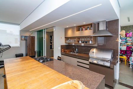 Apartamento à venda com 242m², 4 quartos e 4 vagasVaranda gourmet