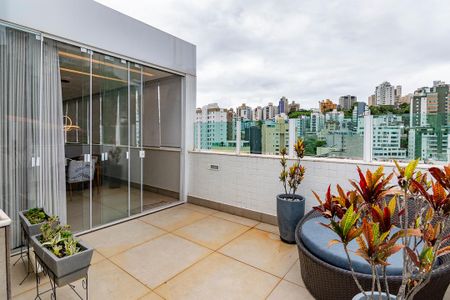 Apartamento à venda com 242m², 4 quartos e 4 vagasVaranda gourmet