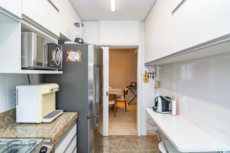 Apartamento à venda com 242m², 4 quartos e 4 vagasCozinha