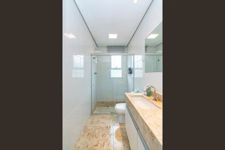 Apartamento à venda com 242m², 4 quartos e 4 vagasBanheiro da Suíte 