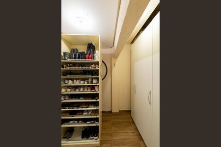 Apartamento à venda com 350m², 6 quartos e 3 vagasCasa 1 - Suíte