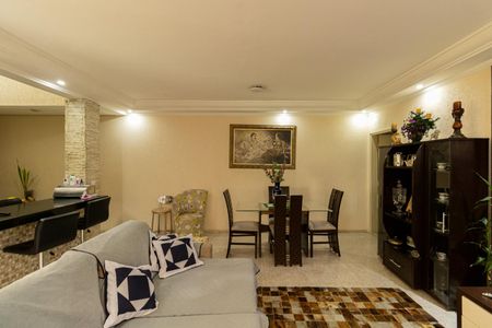 Apartamento à venda com 350m², 6 quartos e 3 vagasCasa 1 - Sala