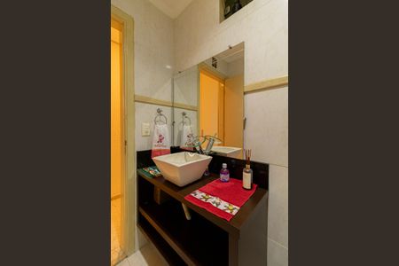 Apartamento à venda com 350m², 6 quartos e 3 vagasCasa 1 - Lavabo