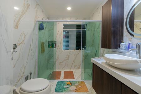 Apartamento à venda com 350m², 6 quartos e 3 vagasCasa 1 - Banheiro Suíte