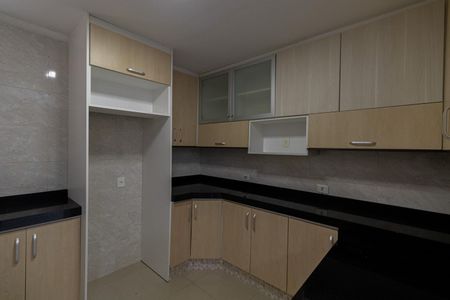 Apartamento à venda com 350m², 6 quartos e 3 vagasCasa 2 - Cozinha