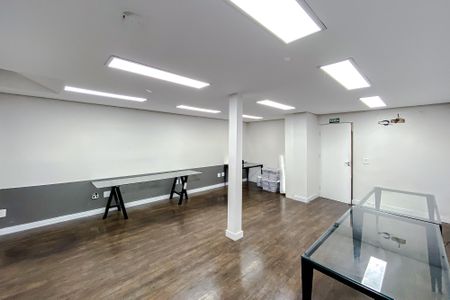 Sala de casa à venda com 4 quartos, 208m² em Vila Mariana, São Paulo