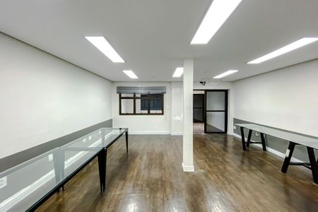 Sala de casa à venda com 4 quartos, 208m² em Vila Mariana, São Paulo