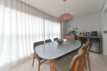 Apartamento à venda com 81m², 2 quartos e 1 vagaVaranda