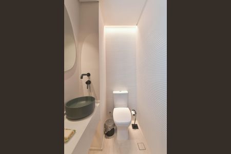 Apartamento à venda com 81m², 2 quartos e 1 vagaLavabo