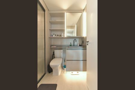 Apartamento à venda com 81m², 2 quartos e 1 vagaBanheiro Social