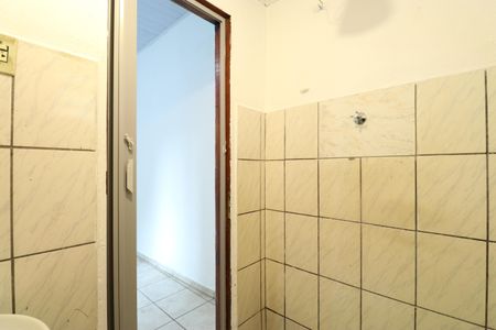 Banheiro  de casa para alugar com 1 quarto, 50m² em Lapa, São Paulo