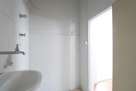 Banheiro  de apartamento para alugar com 1 quarto, 50m² em Lapa, São Paulo