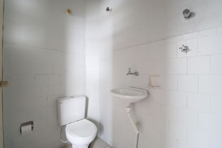 Banheiro  de apartamento para alugar com 1 quarto, 50m² em Lapa, São Paulo