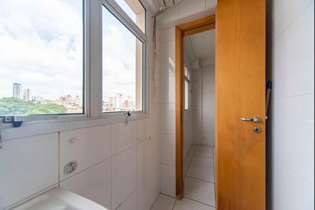 Apartamento à venda com 70m², 2 quartos e 2 vagasÁrea de Serviço