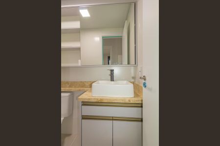 Apartamento para alugar com 49m², 2 quartos e 1 vaga Apartamento para alugar com 49m², 2 quartos e 1 vagaBanheiro