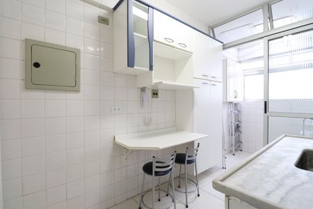 Apartamento para alugar com 53m², 2 quartos e 1 vagaCozinha e Área de Serviço