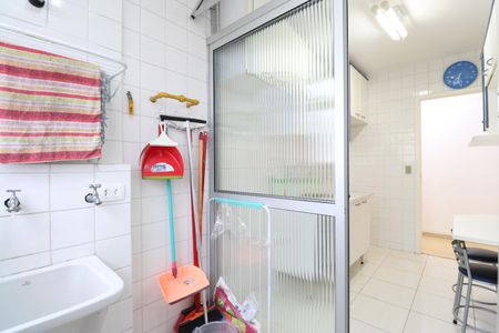 Apartamento para alugar com 53m², 2 quartos e 1 vagaCozinha e Área de Serviço