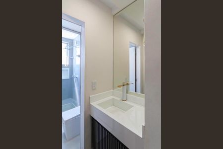 Apartamento à venda com 120m², 3 quartos e 2 vagasBanheiro social 