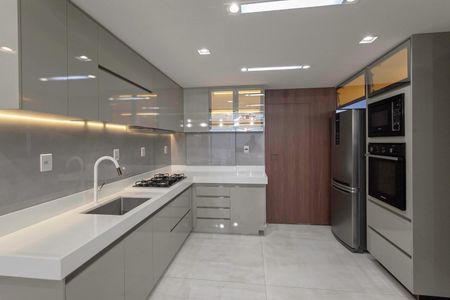 Cozinha de apartamento à venda com 3 quartos, 120m² em Castelo, Belo Horizonte