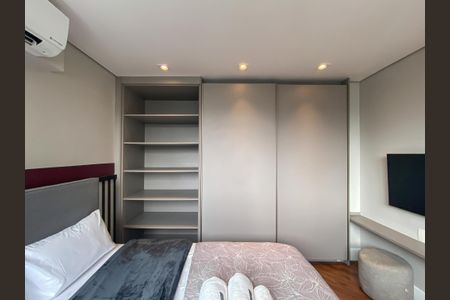 Apartamento à venda com 65m², 1 quarto e 1 vagaQuarto