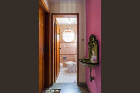 Casa para alugar com 142m², 3 quartos e 3 vagasLavabo