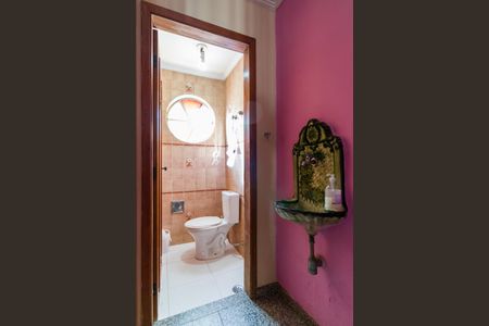 Casa para alugar com 142m², 3 quartos e 3 vagasLavabo