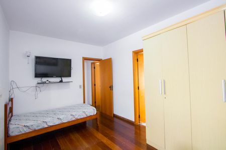 Apartamento à venda com 98m², 3 quartos e 2 vagas Apartamento à venda com 98m², 3 quartos e 2 vagasQuarto 1 - Suíte