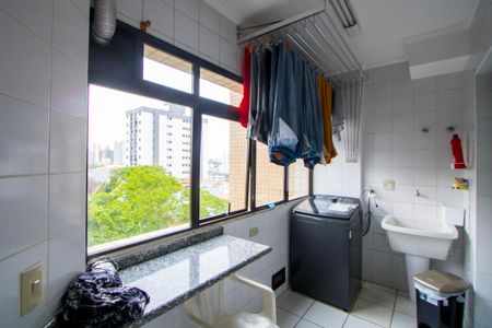 Apartamento à venda com 98m², 3 quartos e 2 vagas Apartamento à venda com 98m², 3 quartos e 2 vagasÁrea de serviço