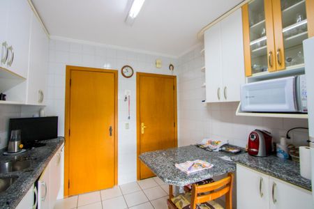 Apartamento à venda com 98m², 3 quartos e 2 vagas Apartamento à venda com 98m², 3 quartos e 2 vagasCozinha