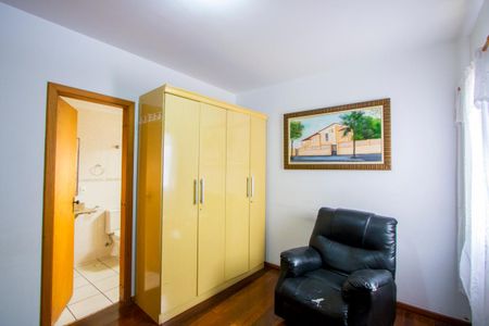 Apartamento à venda com 98m², 3 quartos e 2 vagas Apartamento à venda com 98m², 3 quartos e 2 vagasQuarto 1 - Suíte