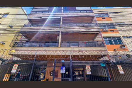 Apartamento à venda com 150m², 3 quartos e 2 vagasFachada do Prédio com placa