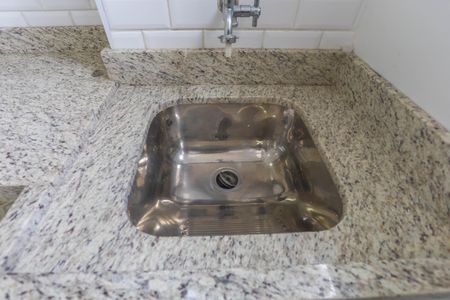 Apartamento para alugar com 60m², 2 quartos e 1 vaga Apartamento para alugar com 60m², 2 quartos e 1 vagaÁrea de serviço