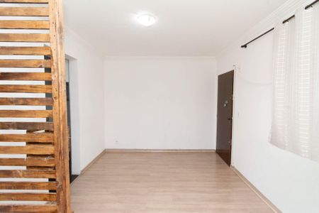 Sala de apartamento para alugar com 2 quartos, 45m² em Solar do Barreiro, Belo Horizonte