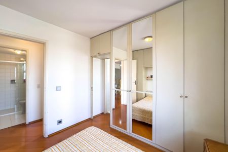 Apartamento à venda com 70m², 2 quartos e 1 vagaQuarto 1