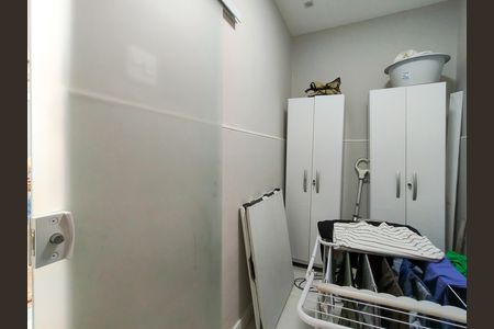 Apartamento para alugar com 57m², 2 quartos e sem vaga Apartamento para alugar com 57m², 2 quartos e sem vagaQuarto de Serviço