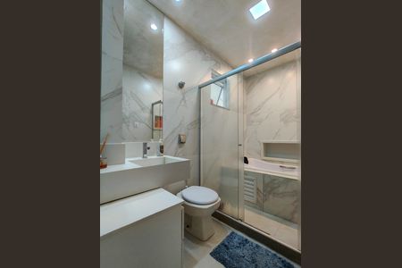 Apartamento para alugar com 57m², 2 quartos e sem vaga Apartamento para alugar com 57m², 2 quartos e sem vagaBanheiro Corredor