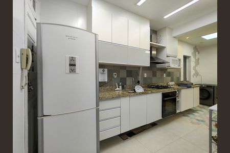 Apartamento para alugar com 57m², 2 quartos e sem vaga Apartamento para alugar com 57m², 2 quartos e sem vagaCozinha