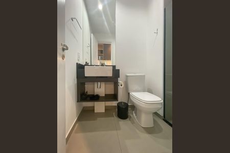 Banheiro da Suíte de kitnet/studio para alugar com 1 quarto, 19m² em Vila Olímpia, São Paulo