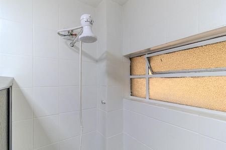 Banheiro de kitnet/studio para alugar com 1 quarto, 31m² em Campos Elíseos, São Paulo