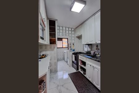 Apartamento à venda com 85m², 3 quartos e 2 vagas Apartamento à venda com 85m², 3 quartos e 2 vagasCozinha
